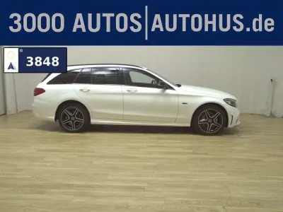 Gebraucht Mercedes C300e AMG line 306 PS (225 kW) 2020 Weiß Kombi