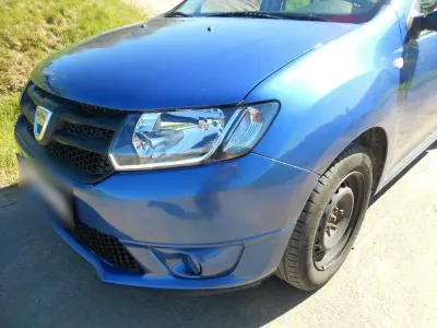 Używany Dacia Sandero 75 KM (55 kW) 2013 Niebieski Hatchback