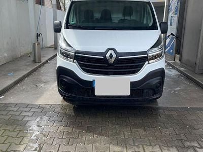 Second-hand Renault Trafic 95 CP (69 kW) 2020 Alb Monovolum