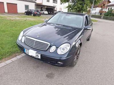 Gebraucht Mercedes E350 Elegance 272 PS (200 kW) 2005 Schwarz Limousine