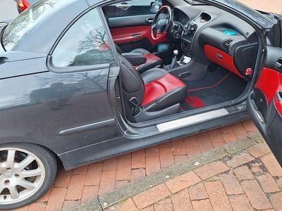 Gebraucht Peugeot 206 CC Platinum 109 PS (80 kW) 2003 Schwarz Cabrio