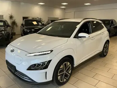 Second-hand Hyundai Kona Trend 100 kW (136 CP) 2023 Alb SUV