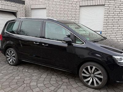 Second-hand VW Sharan 177 CP (130 kW) 2013 Negru Monovolum