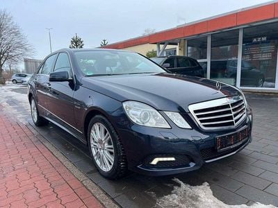 Gebraucht Mercedes E350 Avantgarde 272 PS (200 kW) 2009 Blau Limousine