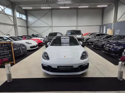 Gebraucht Porsche Panamera GTS Sport 460 PS (338 kW) 2019 Weiß Limousine