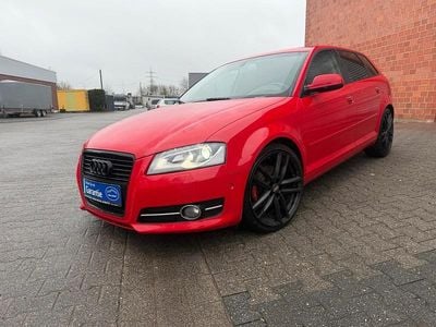 Gebraucht Audi A3 Comfort 170 PS (125 kW) 2011 Rot Kleinwagen