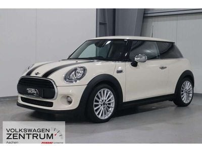 Gebraucht Mini ONE 102 PS (75 kW) 2018 Pepper white (metallic) Kleinwagen
