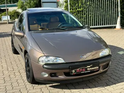 Gebraucht Opel Tigra 90 PS (66 kW) 1998 Braun Coupé
