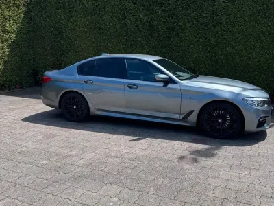 Gebraucht BMW 520 M Performance 190 PS (139 kW) 2017 Andere farben Limousine