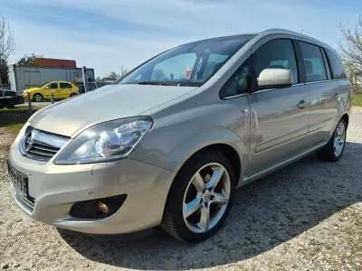 Gebraucht Opel Zafira Innovation 150 PS (110 kW) 2011 Grau Van / Kleinbus