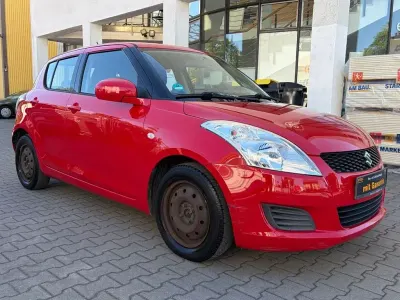 Usata Suzuki Swift Club 94 CV (69 kW) 2012 Rosso Utilitaria