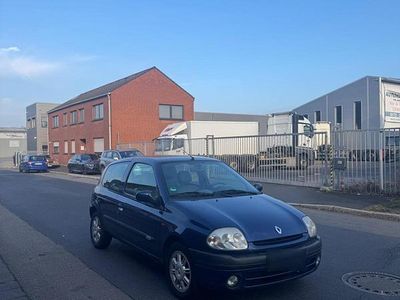 Gebraucht Renault Clio II 90 PS (66 kW) 1999 Blau Kleinwagen