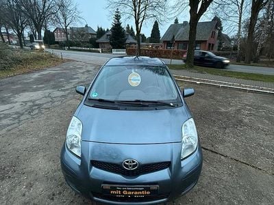 Blau Gebraucht 2009 Toyota Yaris Kleinwagen | 2.950 €