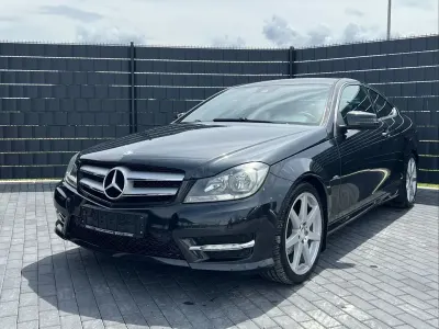 Gebraucht Mercedes C180 AMG line 156 PS (114 kW) 2011 Schwarz Coupé