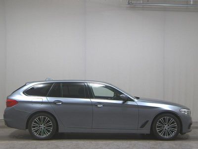 Blau Gebraucht 2020 BMW 520 Sport Line Kombi | 18.190 € (Guter Preis)