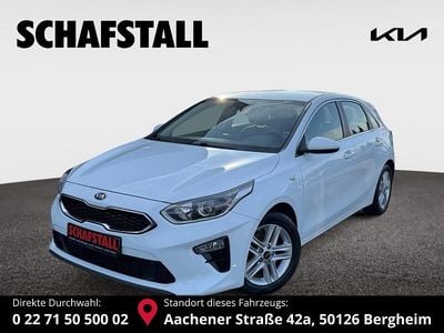 (unbekannt) ((wd) cararraweiss) Gebraucht 2018 Kia Ceed Comfort Kleinwagen | 13.979 € (Fairer Preis)