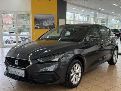 Usata Seat Leon Style 150 CV (110 kW) 2025 Grigio Berlina