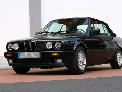 Gebraucht BMW 318 Cabriolet 113 PS (83 kW) 1993 Schwarz Cabrio