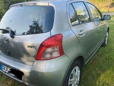 Gebraucht Toyota Yaris 87 PS (63 kW) 2006 Silber Limousine