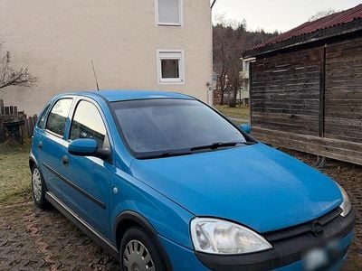 Blau Gebraucht 2003 Opel Corsa Kleinwagen | 1.000 € (Guter Preis)