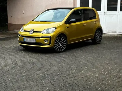 Gebraucht VW up! 95 PS (69 kW) 2017 Gold Kleinwagen