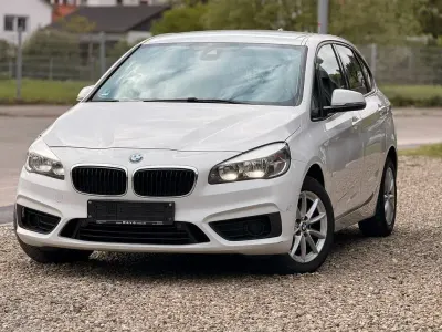 Gebraucht BMW 216 Active Tourer Basis 116 PS (85 kW) 2016 Weiß Van / Kleinbus