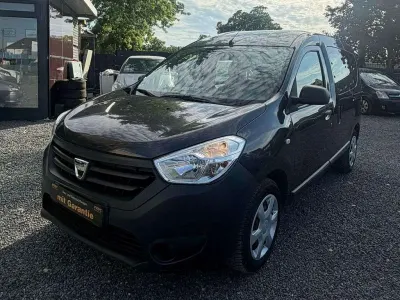 Gebraucht Dacia Dokker Ambiance 83 PS (61 kW) 2015 Grau "comete" Van / Kleinbus