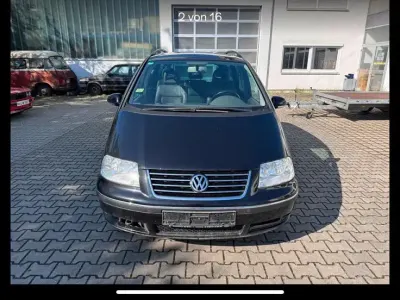 Brugt VW Sharan 140 HK (102 kW) 2010 Sort MPV