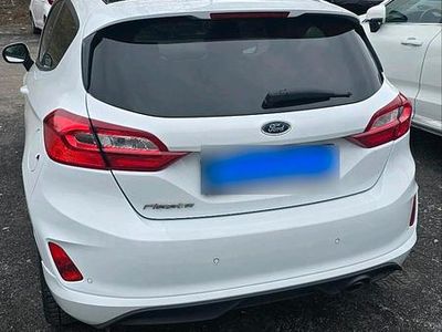 Gebraucht Ford Fiesta ST 125 PS (91 kW) 2018 Weiß Kleinwagen