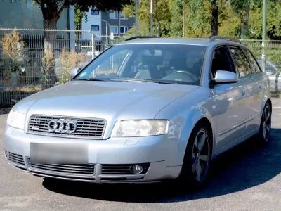 Gebraucht Audi A4 Sport 220 PS (161 kW) 2002 Silber Limousine