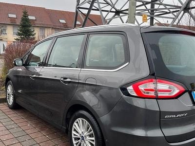 Usata Ford Galaxy 160 CV (117 kW) 2017 Grigio Monovolume