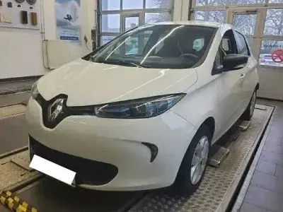 Second-hand Renault Zoe 42 kW (58 CP) 2019 Alb Hatchback
