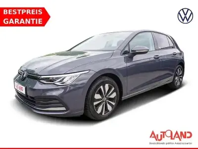 Gebraucht VW Golf VIII Move 150 PS (110 kW) 2023 Grau Limousine