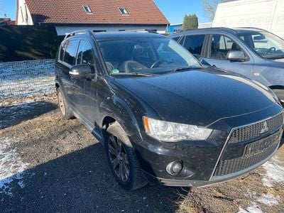Schwarz Gebraucht 2011 Mitsubishi Outlander SUV | 2.650 € (Superpreis)