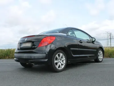 Gebraucht Peugeot 207 CC 109 PS (80 kW) 2007 Schwarz Cabrio