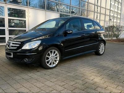 Gebraucht Mercedes B200 136 PS (100 kW) 2006 Schwarz Van / Kleinbus
