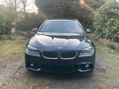 Gebraucht BMW 530 M Sport 258 PS (189 kW) 2014 Grau Kombi