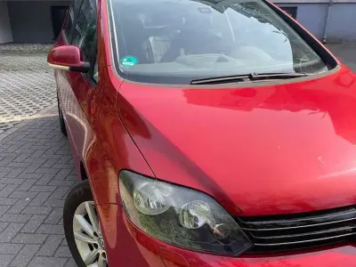 Gebraucht VW Golf Plus Cross Comfortline 80 PS (58 kW) 2009 Rot Limousine