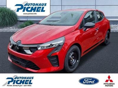 Gebraucht Mitsubishi Colt Basis 67 PS (49 kW) 2024 Rot(metallic) Limousine