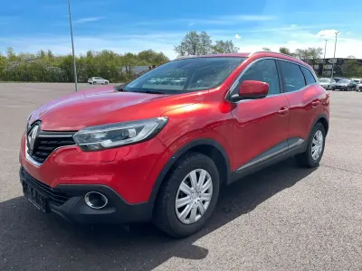 Używany Renault Kadjar Experience 131 KM (96 kW) 2015 Czerwony SUV