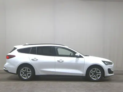 Gebraucht Ford Focus Cool & Connect 120 PS (88 kW) 2022 Weiss Kombi