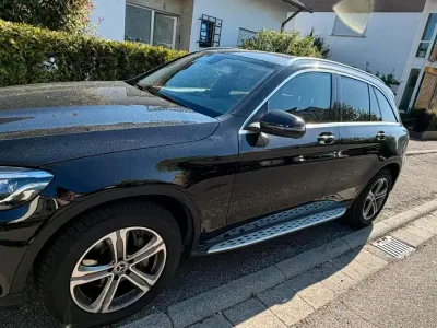 Gebraucht Mercedes GLC250 211 PS (155 kW) 2019 Schwarz SUV