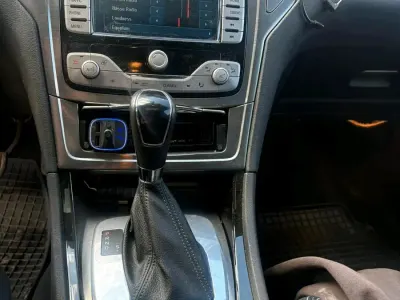 Gebraucht Ford Mondeo 140 PS (102 kW) 2007 Grau Kombi