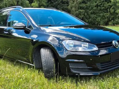Gebraucht VW Golf VII 105 PS (77 kW) 2014 Schwarz Kombi