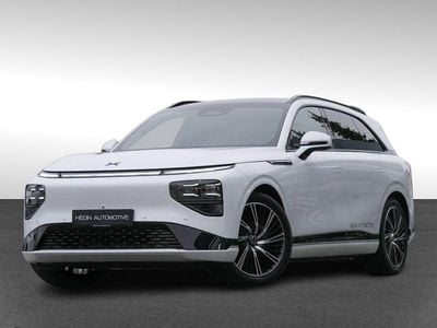 Second-hand XPENG G9 AWD Performance 405 kW (551 CP) 2025 Alb SUV