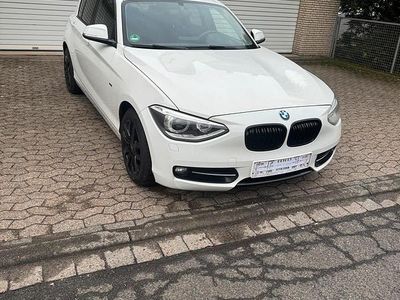 Gebraucht BMW 118 Sport Line 143 PS (105 kW) 2012 Weiß Kleinwagen