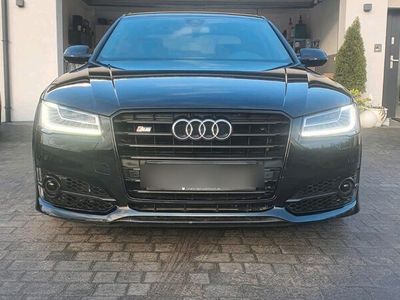 Audi S8 plus