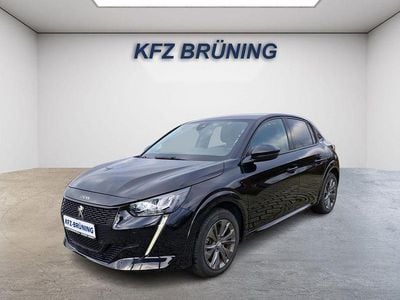 Gebraucht Peugeot 208 Allure 100 kW (136 PS) 2022 Schwarz Kleinwagen
