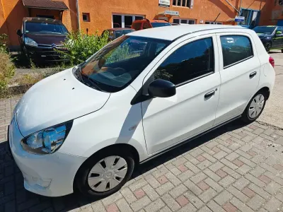 Gebraucht Mitsubishi Space Star Classic Collection 71 PS (52 kW) 2015 Weiß Limousine