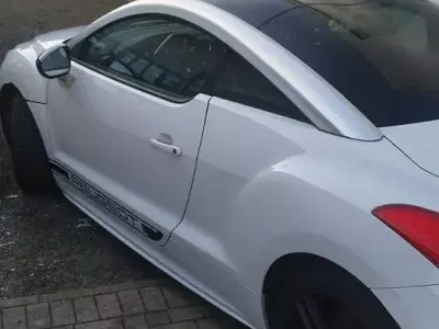 Gebraucht Peugeot RCZ 163 PS (119 kW) 2010 Weiß Coupé